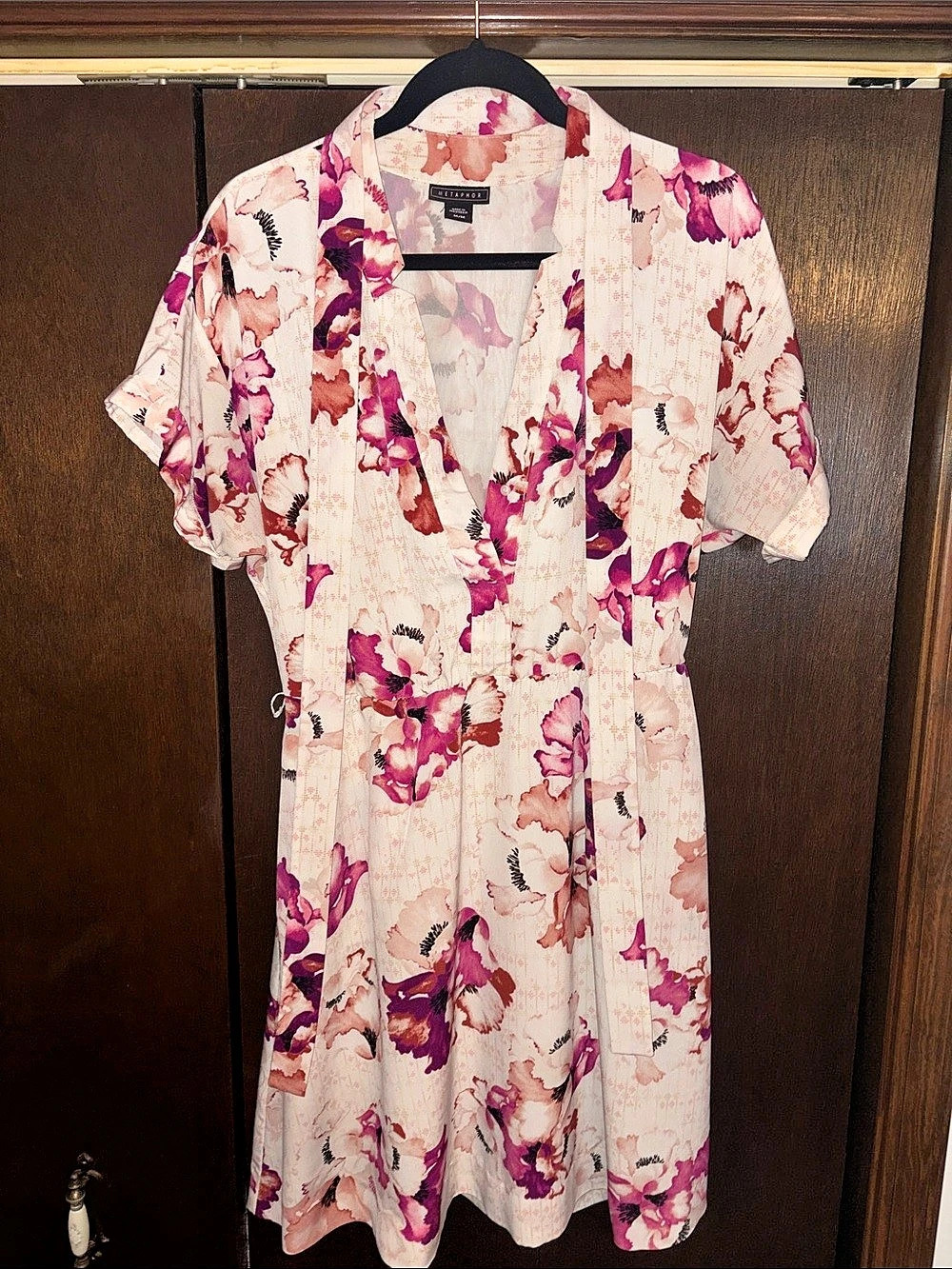 Metaphor Floral Midi Dress in Pink & White Size Medium Like New